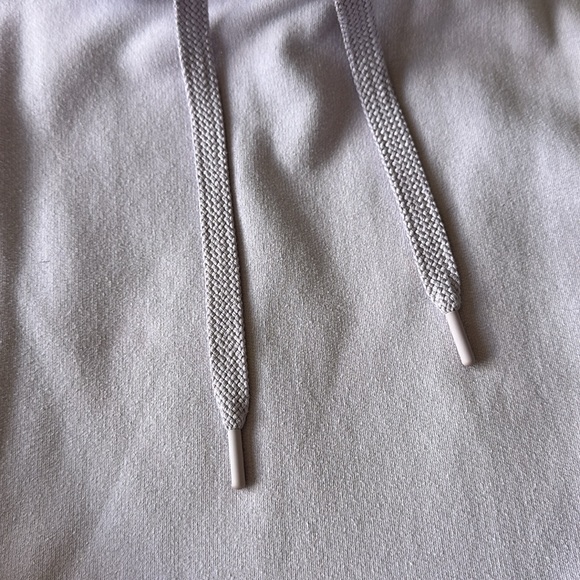 Athleta Women’s Plush Hoodie Size S Light Purple *discoloration* - Picture 3 of 8